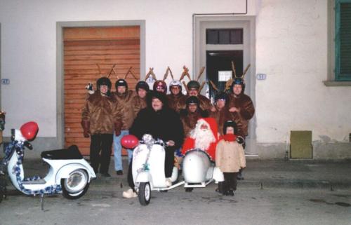 06-Babbo Natale in Vespa (15.12.2001)